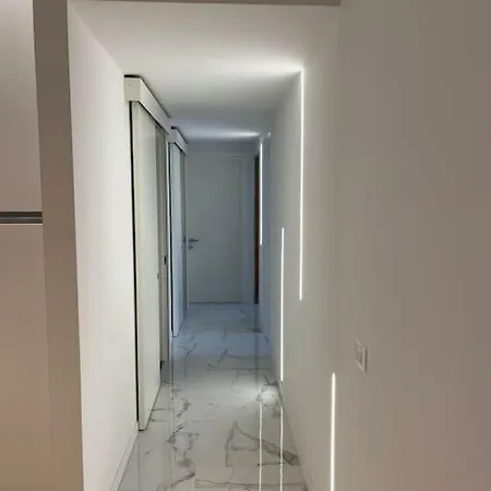 Nuovissimo A 500 Metri Dal Mare Apartment Viareggio
